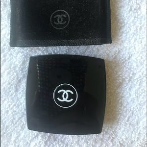 Chanel Pink Lame Eye Shadow